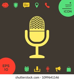 Vintage microphone icon