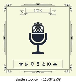 Vintage microphone icon
