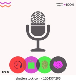 Vintage microphone icon