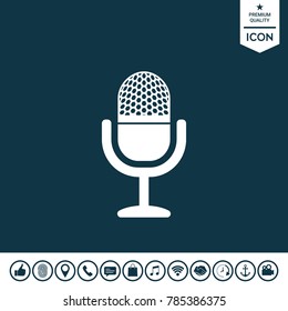Vintage microphone icon