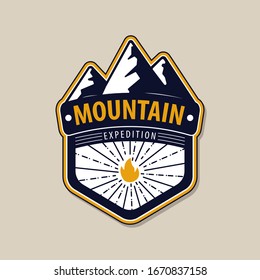 vintage mountain badges design. vector