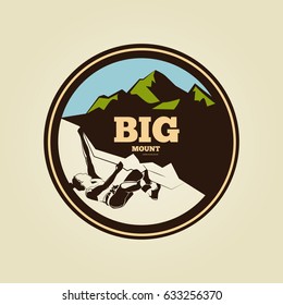Vintage mountain climbing round logo - sport activity