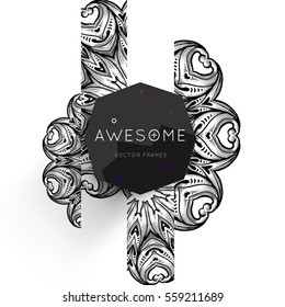 Plantilla vectorial de tarjeta de ornamento vintage. Florece el marco con elementos retro. Diseño de invitaciones de lujo