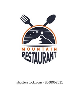 Vintage Restaurant Mountain Logo. Café im Freien. Mit Symbolen aus Berg, Löffel, Gabel und Sternen. Premium- und Luxus-Vektorgrafik-Vorlage