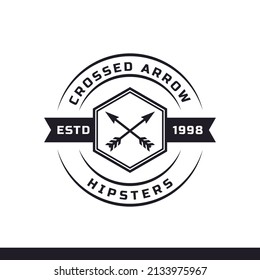 Vintage Retro Badge for Crossed Arrows Rustic Hipster Stamp Logo Design Template Element