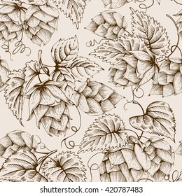Patrón inmaculado con lúpulos y hojas. Hops dibujado a mano en estilo artístico grabado. Ilustración vectorial.