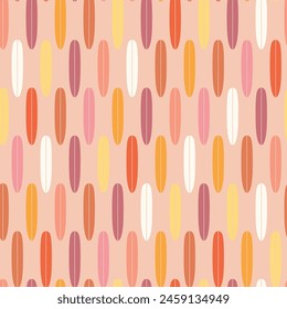 Klassisches nahtloses Muster mit Surfbrettern. Abstrakter geometrischer Bildschirmhintergrund mit Surfbrett-Formen. Groovy Vektorgrafik Hintergrund im Stil von Retro. Buntes sportliches Sommerdesign für Textil, Papier, Wickel