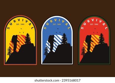 Vintage-Logo oder Aufkleber mit Bergsteiger-Abenteuerthema. Wälder und Natur für Veranstaltungen oder Wanderungen. Reisen und Tätigkeiten in der Natur