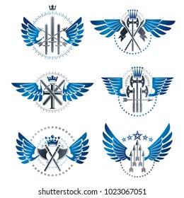Conjunto de emblemas de armas vintage. Heráldico Brasão de Armas emblemas decorativos isolados vetor ilustrações coleção.