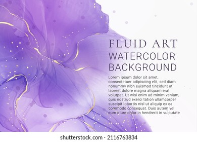Violet lavender liquid watercolor marble background with golden lines. Pastel purple periwinkle alcohol ink drawing effect. Vector illustration design template for wedding invitation, menu, rsvp. Immagine vettoriale stock