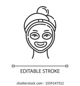 Vitamin C mask linear icon. Skin care procedure. Facial beauty treatment. Exfoliating and moisturizing effect. Thin line illustration. Contour symbol. Vector isolated outline drawing. Editable stroke