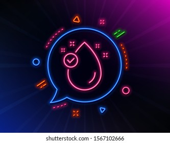 Vitamin E line icon. Neon laser lights. Oil drop sign. Glow laser speech bubble. Neon lights chat bubble. Banner badge with vitamin E icon. Vector