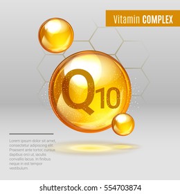 Icono de la cápsula de la píldora dorada Q10 . Complejo de vitamina con fórmula química, coenzima Q, ubiquinona. Una brillante gota de sustancia dorada. Medios para la salud, anuncios de belleza. Ilustración del vector