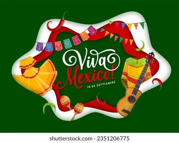 Banner de corte de papel vivo en méxico con artículos y comida nacional mexicana. Marco ondulado vectorial 3d para celebración con vestido, poncho, guitarra y maracas. Pimienta chile o jalapeno, papel picado banderas garganta