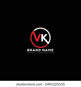 Diseño del logotipo de la letra blanca VK con fondo negro. V K