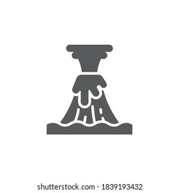 Símbolo del icono de la erupción volcánica de la erupción aislado en fondo blanco
