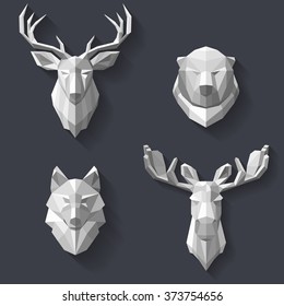  Volume forest animals head in the style of origami on the wall.