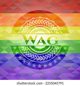 Emblema mordaz sobre fondo de mosaico con los colores de la bandera LGBT. 