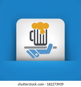 Waiter serving beer icon
