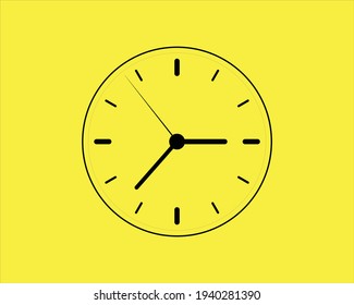reloj de pared aislado en fondo amarillo