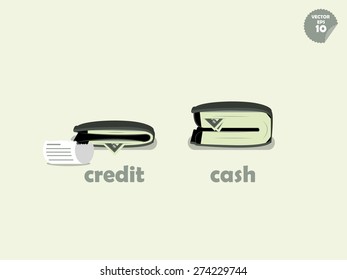 wallet money comparison between paying credit and paying cash