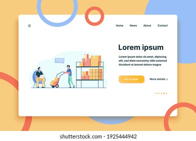 Trabajadores de almacén que utilizan laptop y portan cajas en carretilla. Casilla, parcela, ilustración plana de carga vectorial. Almacenamiento, envío, concepto logístico para banner, diseño de sitios web o página web de aterrizaje