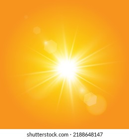 Sol cálido sobre un fondo amarillo. rayos solares. Efecto ligero.