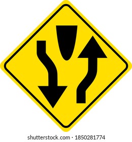 Signo de advertencia para una carretera dividida en una ilustración de fondo blanco