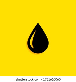 Water drop icon. Vector illustration
