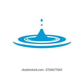 Efeitos de respingo de onda de gota de água. Ondulação de água. Anéis concêntricos de água de abertura com ondas de círculo isoladas no fundo branco