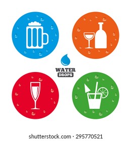 Water drops on button. Alcoholic drinks icons. Champagne sparkling wine and beer symbols. Wine glass and cocktail signs. Realistic pure raindrops on circles. Vector