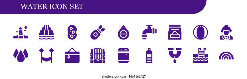 conjunto de iconos de agua. 18 íconos llenos de agua.  Iconos modernos sencillos, como: Faro, Diapositiva, Esponja, Bomba, Sangre, Tubería, Comida, Balón de Playa, Bombero, Gota, Hamaca, Cosméticos, Cascada