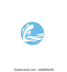 Iconos de ondas. Símbolos vectoriales de olas de agua azul oceánica o marina en forma de salpicaduras, olas de mar rugosas, rodillos de marea, rizos de espuma tormentosa, corrientes onduladas con balones de surf para distintivos o emblemas