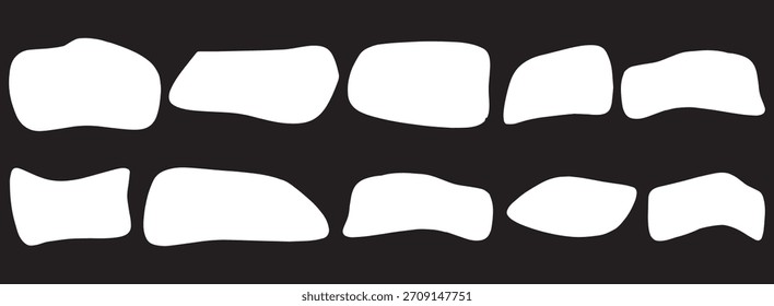 Etiqueta engomada ondulada del círculo del borde. Etiquetas de forma de explosión de estrella para el Precio. Etiqueta engomada redonda de la venta en blanco. Insignia promocional vacía. Silueta de sello de cera de círculo simple. Conjunto de Ilustraciones vectoriales aisladas sobre fondo negro.