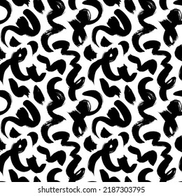 Wavy And Swirled Brush Strokes Seamless Pattern. Black Paint Freehand Scribbles, Grunge Curved Lines. Modern Simple Organic Texture. Freehand Vector Curved Brush Strokes. Abstract Wallpaper Design