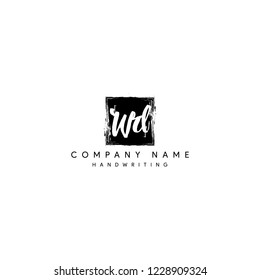 WD initial with signature style