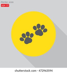 Web line icon. Animal footprint.