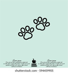 Web line icon. Animal footprint.