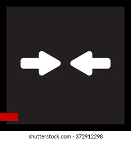 Web line icon. Left and right arrows