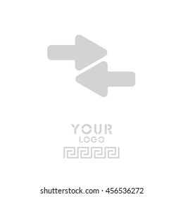 Web line icon. Left and right arrows