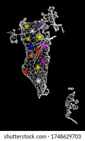Mapa vectorial de malla web de Bahréin con efecto de llamarada en un fondo negro. Líneas abstractas, puntos de luz y puntos forman un mapa de la constelación de Bahréin.