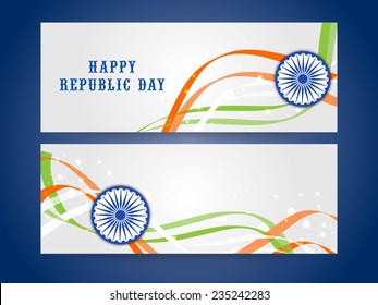 Cabecera del sitio web o cartel con la Rueda Ashoka y colores de la bandera nacional para las celebraciones del Día de la República India Feliz.