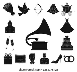 Wedding and Attributes black icons in set collection for design.Newlyweds and Accessories vector symbol stock web illustration.