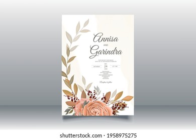  Wedding invitation card template set with beautiful  floral leaves Premium Vector