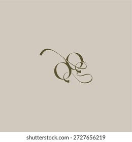 logotipo do monograma do casamento inicial no conceito logarítmico luxuoso QQ feminino elegante estilo carta de design