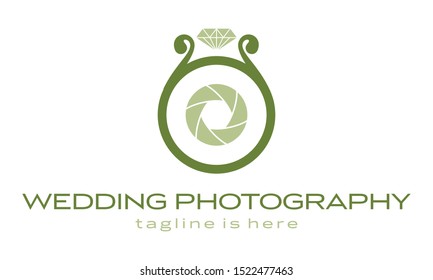 Wedding photography logo design. Photograper vector icon design,  Feminine photograph. Vector logo template