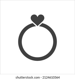 Icono del anillo de bodas en un fondo blanco. Regalo para una chica