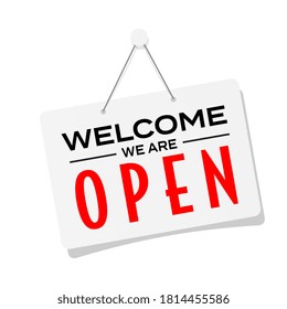 Bienvenida, estamos abiertos en la puerta de la señal colgando