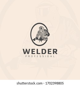 Welder logo design Premium Vector