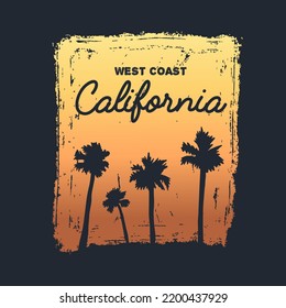 Diseño de playa de West Coast California, palmeras de silueta y fondo del cielo con puesta de sol. Diseño utilizado para imprimir, vestir camisetas, afiche, pancarta, tapicería, evento y otros. Ilustración vectorial.